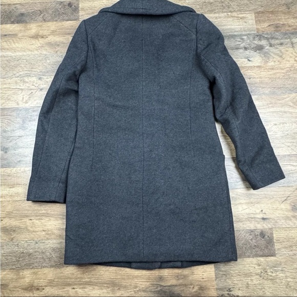 Aritzia coat xs - Picture 7 of 10